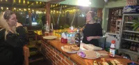 Kiwi Backpackers Hostel Pokhara - ที่มีบาร์