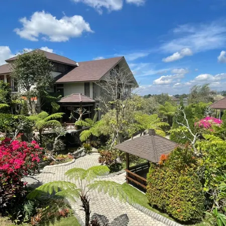 Lembah Metro Resort