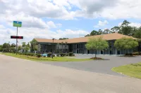 Baymont by Wyndham Ridgeland I-95 - Pools
