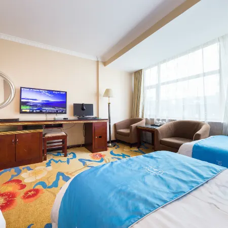 Xining Julong Business Hotel (Xining Railway Station Provincial Hospital)