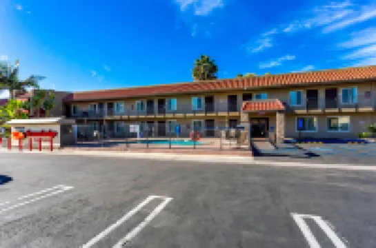 Econo Lodge Inn & Suites Escondido Downtown Hoteles en Escondido