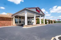 Red Roof Inn & Suites Wilmington - New Castle Hotels near Mt. Cuba Astronomical Observatory
