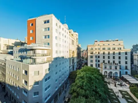 NH 컬렉션 마드리드 수에시아