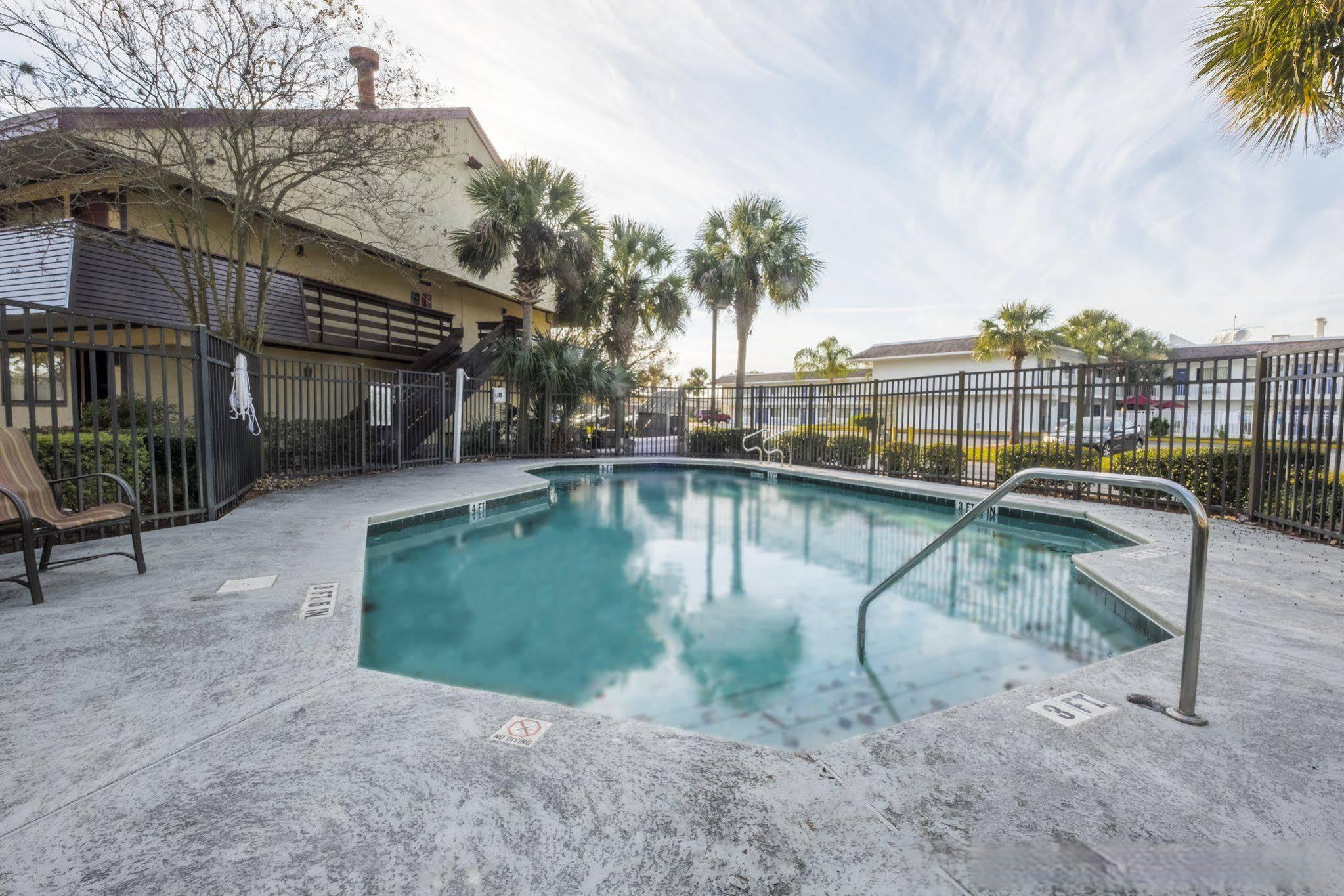 Red Roof Inn Jacksonville - Orange Park