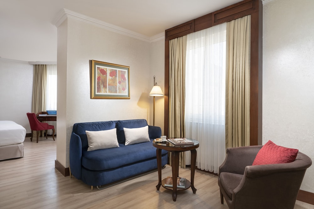 LaresPark Hotel Taksim (Occidental Taksim)