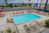 Motel 6 San Bernardino, CA - South