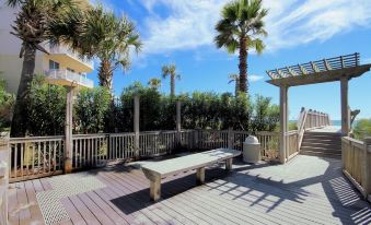 Waterscape A603 - 3 Br Condo by RedAwning
