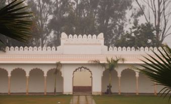 Surya Vilas Palace - Housity