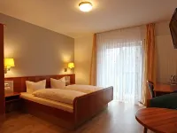 Landgasthof Goldener Adler Hotels in Sulzheim