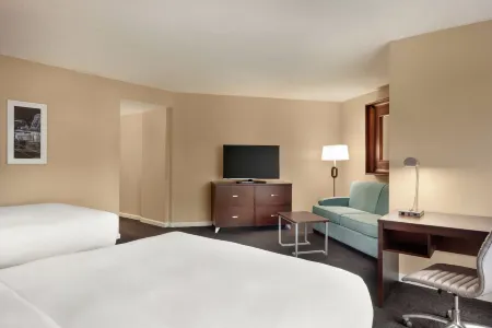 DoubleTree by Hilton Orlando Downtown Отели в г. Фэрвью-Шорс