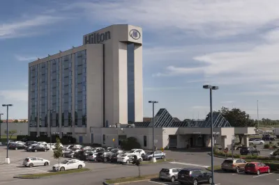 Ômage Hotel, Montreal Laval, a Tribute Portfolio Hotel 센터 라발 주변 호텔