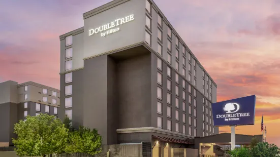 DoubleTree by Hilton Denver Cherry Creek