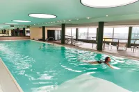 Steigenberger Airport Hotel Frankfurt - Pools