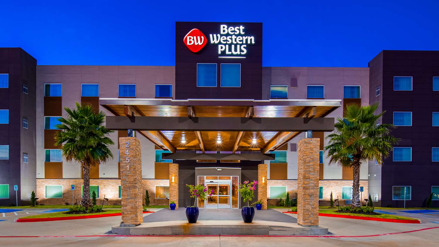 Best Western Plus Westheimer-Westchase Inn & Suites