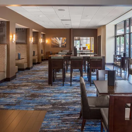 DoubleTree Suites by Hilton Minneapolis