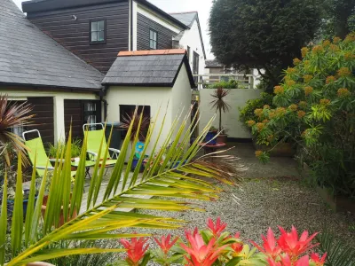 The Smugglers Hotels near RNLI Penlee Lifeboat Station