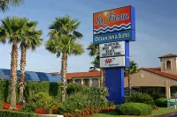 La Fiesta Ocean Inn & Suites