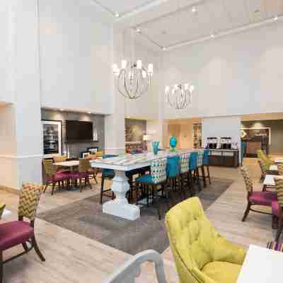 ハンプトン イン & スイーツ シカゴ シャンバーグ Dining/Meeting Rooms