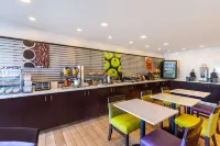 La Quinta Inn & Suites by Wyndham Spokane Valley