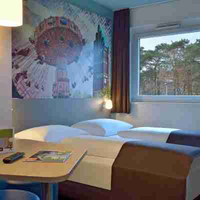 B&B HOTEL Darmstadt Rooms