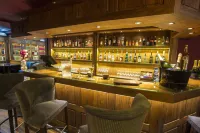 Best Western Plus Cannes Riviera  Spa - bar