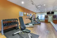 Comfort Suites Glendale - State Farm Stadium Area