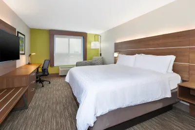 Holiday Inn Express & Suites Dayton South Franklin Hotels in Franklin