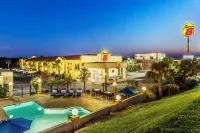 سوبر 8 باي ويندام ستوكبريدج فنادق في ستوكبريدج