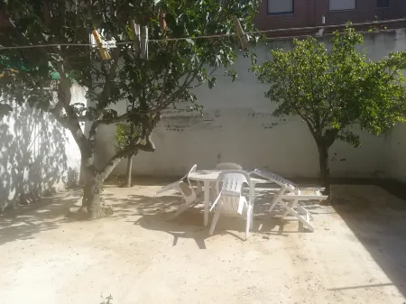 Triple Room in Chalet in Toledo Отели рядом со станцией Toledo′S Train Station