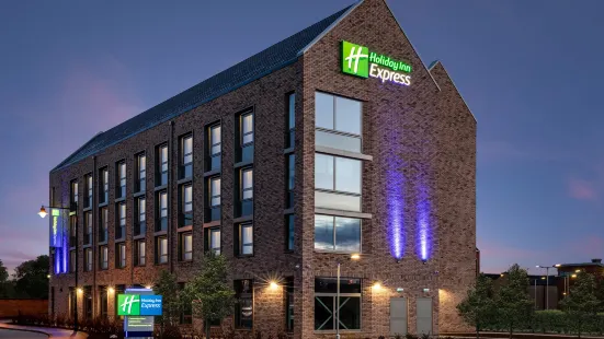 Holiday Inn Express Cambridge West - Cambourne