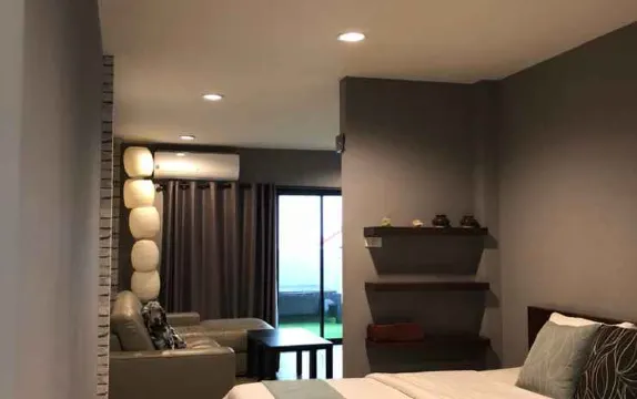 ห้องมาตรฐานพร้อมระเบียง (ชั้น 5) วิวเมือง