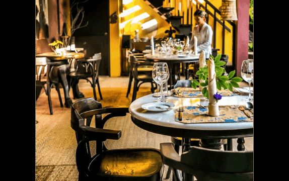 2. 더 빌리지 하우..