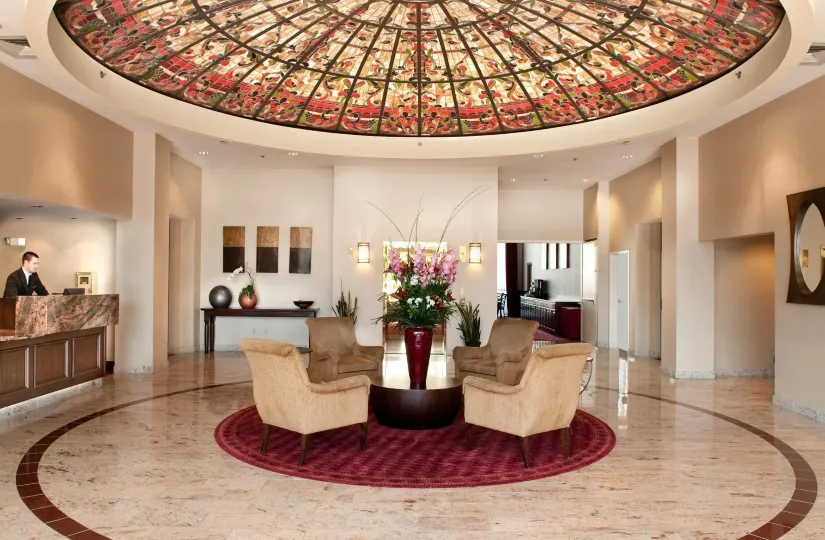 Grand Hotel