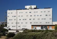 B&B HOTEL Valencia Aeropuerto Hotels in Manises