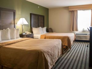 Quality Inn & Suites Loves Park Near Rockford