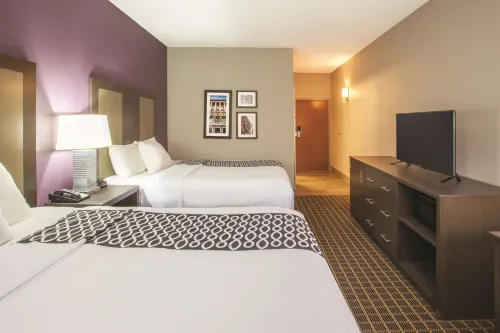 La Quinta Inn & Suites by Wyndham Mechanicsburg - Harrisburg - Pysäköinti