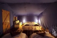 Bivouac la Dune Blanche Hotels in 
