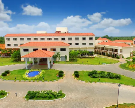 Grand Serenaa Hotel & Resorts, Auroville Hotels in Villupuram