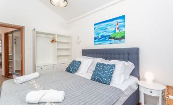 Bright 3-Bedroom Apartment in Lovran
