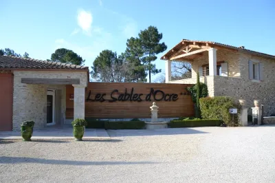 Les Sables d'Ocre & Spa Hotels in Lioux