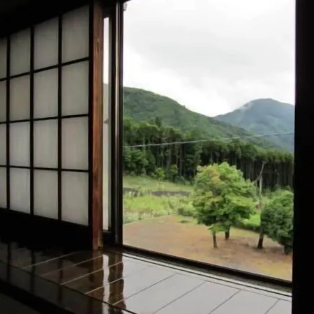 Yufuin Country Road Youth Hostel