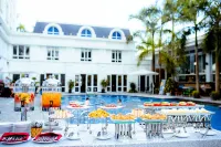 Ninh Binh Legend Hotel - Pools