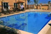 Hampton Inn & Suites Lodi - Uima-altaat