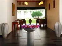 Kamili Beach Hotel