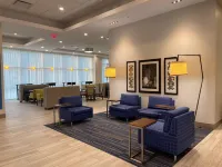 Holiday Inn Express & Suites Lincoln Downtown
