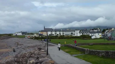 Golf Links View Bed and Breakfast Hotels near Charlie Chaplin Statue