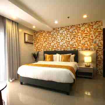 Carlosta Hotel Rooms