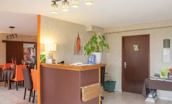 Hotel les Confins du Perche - Housity