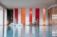 Hotel Krondlhof - Pools