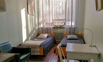 Vanhan Koulun Majatalo-Old School Guest House